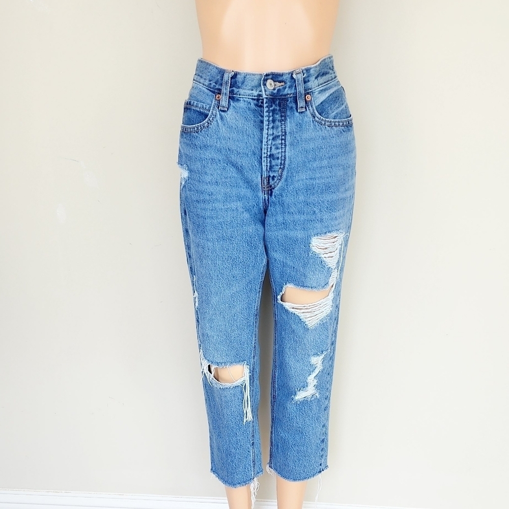 Old Navy High Rise Slouchy Straight Ripped Raw Hem Jeans Pants